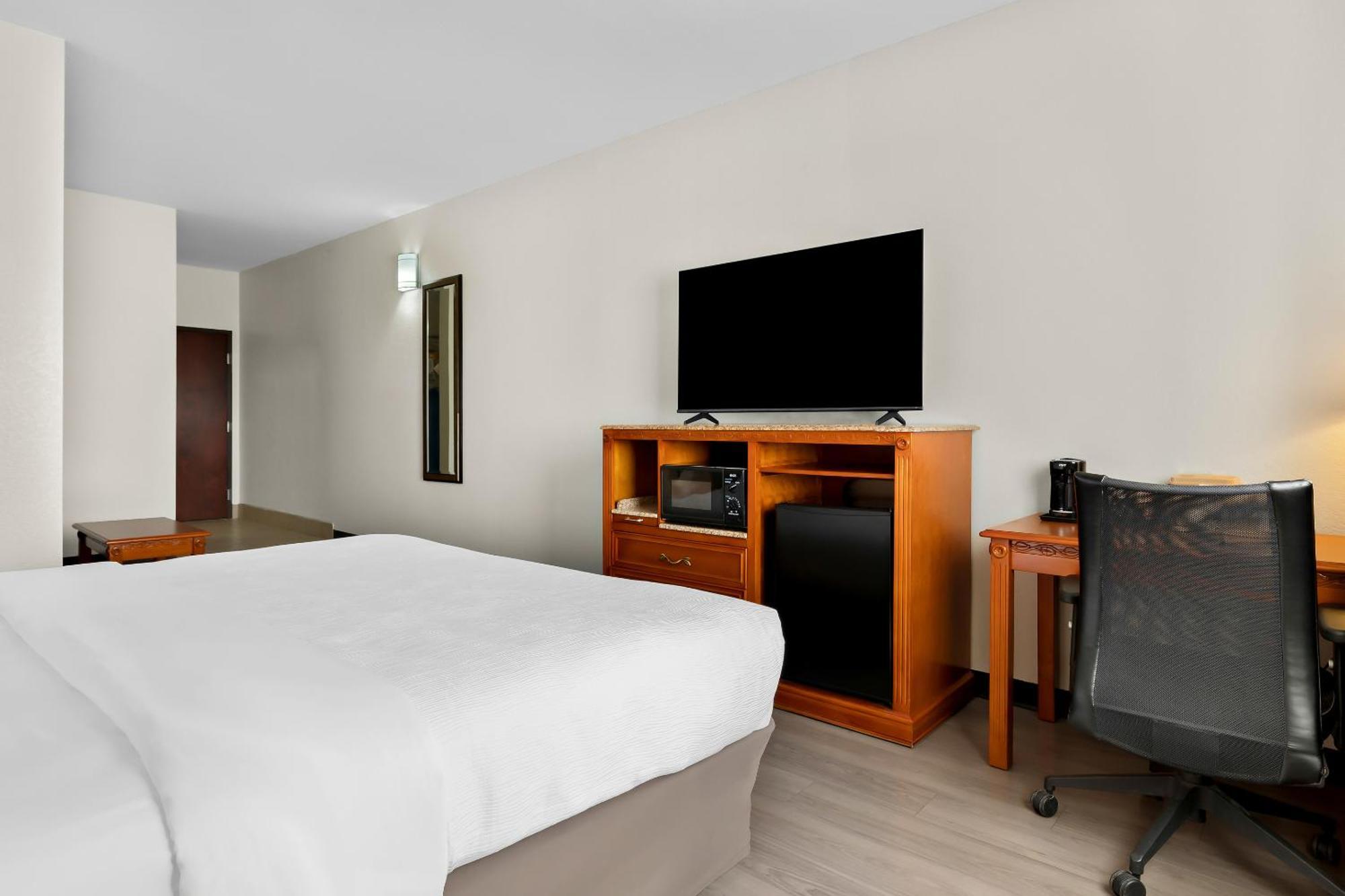 Quality & Hotel 3*